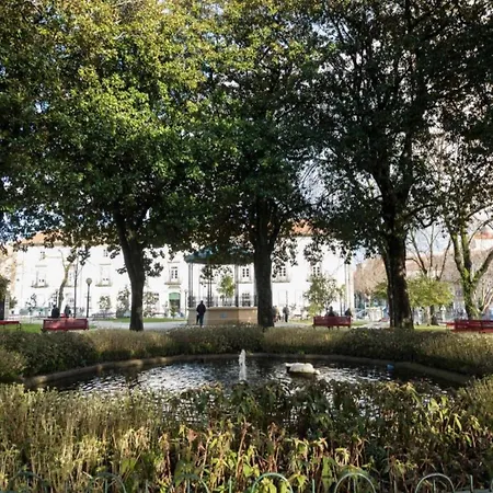 Cozy Urban In Oporto